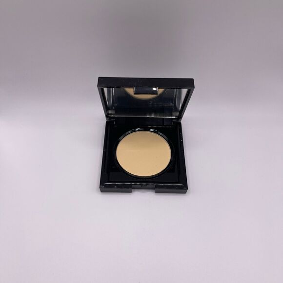 YBF Your Best Friend Neutralizing Face Pressed Powder - Picture 10 of 10